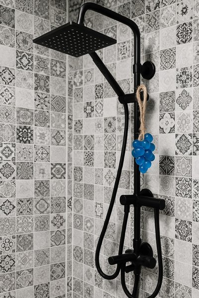 PEKPLUS Decorative Grape Cluster Soap with Pine Fragrance, Room and Closet Fragrance, Gift Cluster Soap