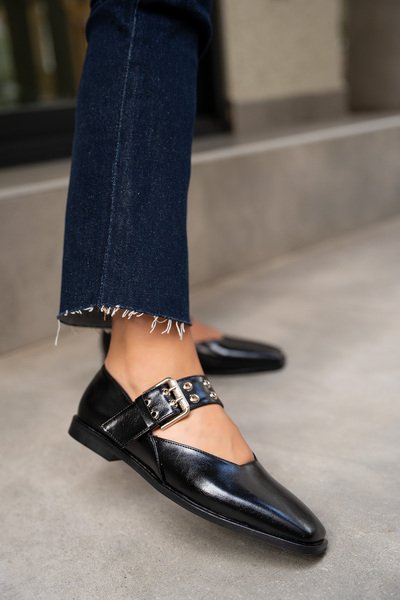 LAMİNTA Jewel Black Leather Belt Detailed Women's Ballerinas