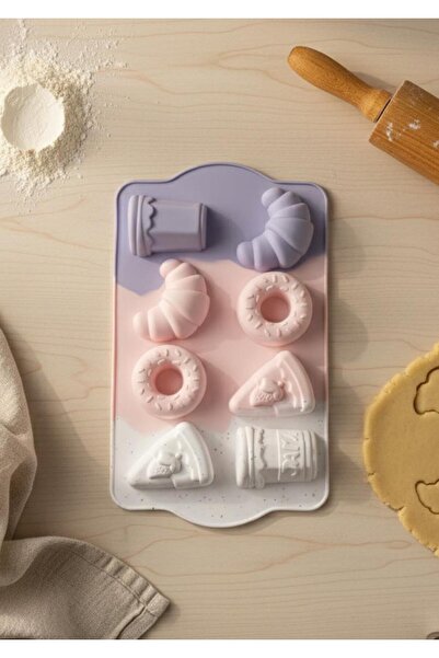 HomeTarz Silicone Cookie Mold - 8-Piece Cake Mold
