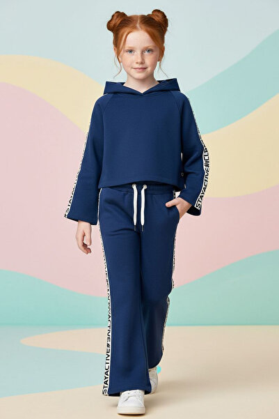 Colorinas Σετ αθλητικής φόρμας Activepop με λεπτομέρεια με ρίγες χωρίς σχέδιο με 3 νήματα