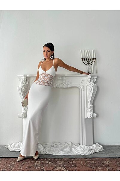 Justin Kadın Askılı Dantel Detaylı Kopça Kapamalı Vücudu Saran Beyaz Uzun Elbise