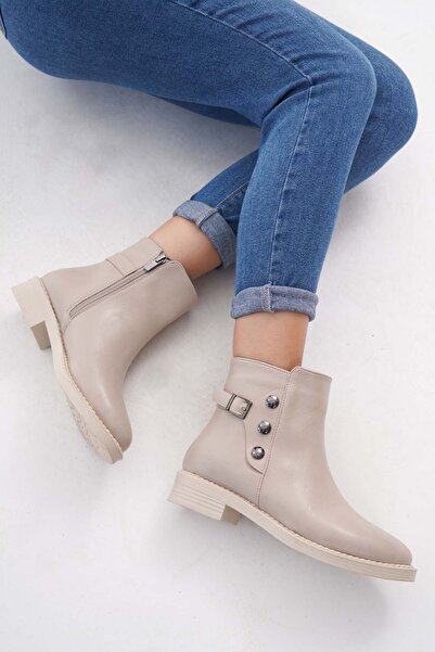 nuvilo حذاء نسائي بيج اللون مع إبزيم ونعل مسطح وسحاب