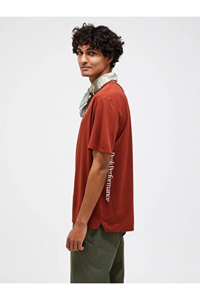 Peak Performance G79467030 M Trail SS تي شيرت رياضي للرجال باللون الأحمر