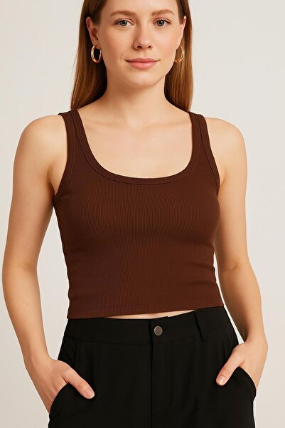 Ferte Women's Ribbed Basic T-Shirt