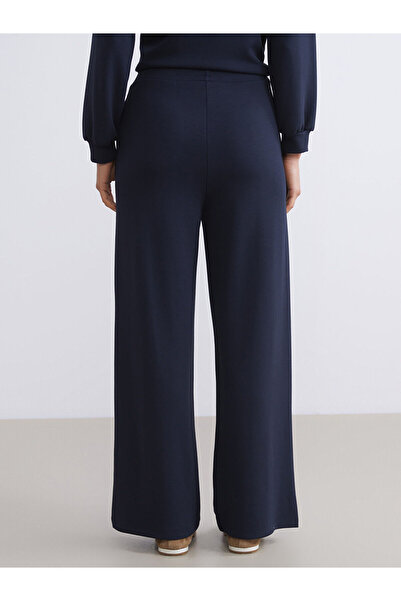 LC Waikiki LCW Modest Lacivert L.a. Athletic Nakışlı Kadın Eşofman Altı W5JE25Z8