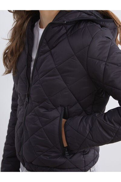 LC Waikiki Xside Black Hooded Quilted Women's Puffer Jacket W56110Z8
