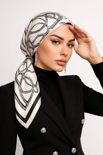 Fularcım Black and White Scarf