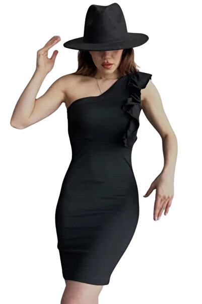 Ş&A BOUTIQE فستان سهرة فولانلي - أسود