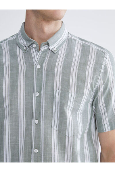 LC Waikiki Ανδρικό πουκάμισο με κοντό μανίκι με ρίγες Vision New Season Regular Fit