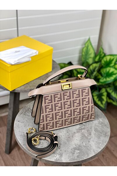 bag Shoulder bag with accessories