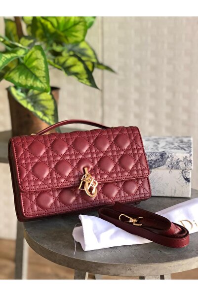 GGGG Shoulder bag with accessories