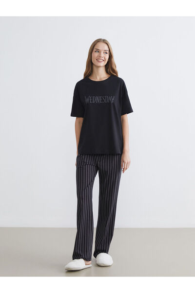 LC Waikiki Set de pijamale pentru femei Wednesday cu imprimeu