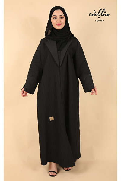 Stylish عبايه شتوي نواعم ازرار باللون الاسود