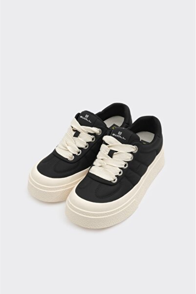 derinet Yüksek Taban Bağcıklı Kadın Sneaker