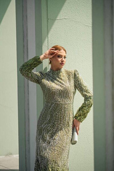 Stil Hattı Simli Boncuklu Abiye