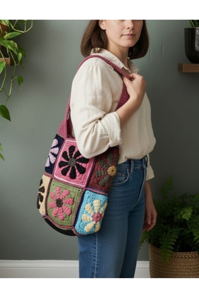 EHF LifeStyle RETRO DAISY RENKLİ ÇİÇEK EL ÖRGÜSÜ MOTİF OMUZ ÇANTA