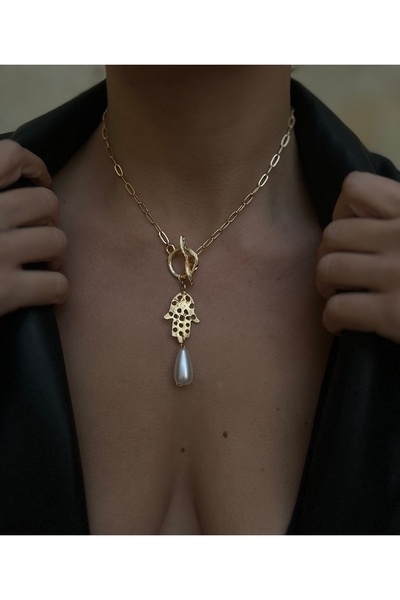 pop up store Fatma Ana Eli İncili Kolye