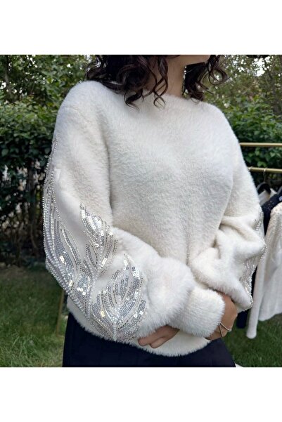 Butik Şans Bearded Knitwear Sweater with Sequin and Bead Embellished Sleeve Detail