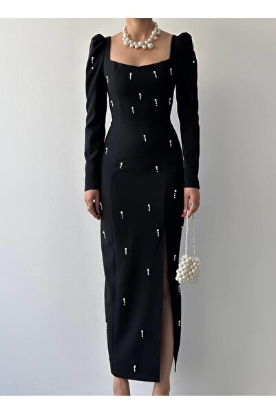 Monapera Uzun Kollu Yırtmaçlı Boe İnci Detaylı Atlas Maxi Elbise