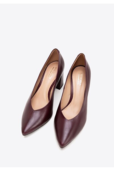 Wittchen Pantofi cu toc de damă din piele cu decupaj pe tocul bloc, vișiniu, ...