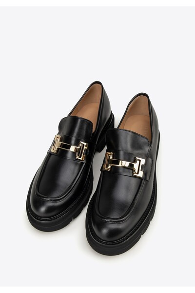 Wittchen Women's leather moccasins with decorative buckle, black, leather