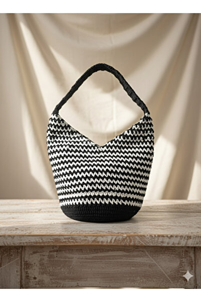Hobiuniverse Handmade Knitted Bag Black and White Zigzag (Chevron) Women's Sh...