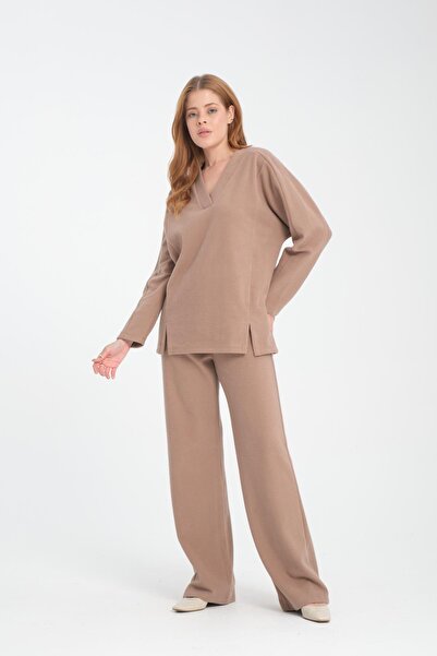 Store V-Neck Thessaloniki Fabric Women's Sweatshirt