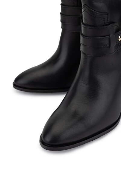 Tamer Tanca Kadın Hakiki Deri Siyah Topuklu Bot