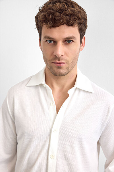 Back And Bond White Regular Fit Knitted Shirt