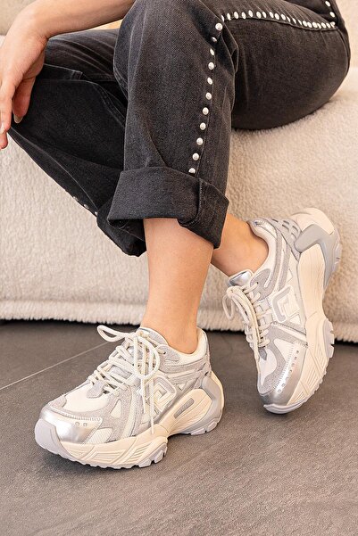 Guja حذاء رياضي نسائي من الجلد الطبيعي من سلسلة MONICA IMPORTED SPECIAL BASE، لون رمادي