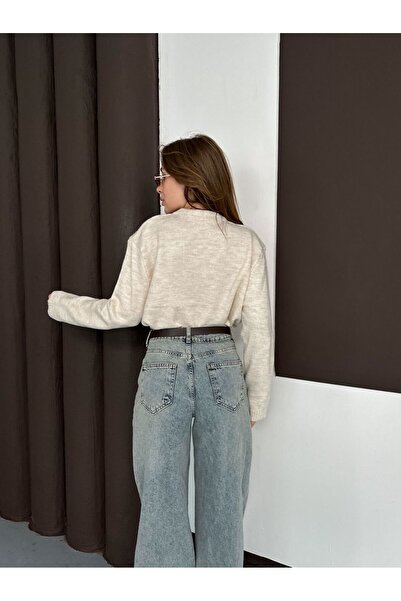 Lamierra Soft Women's Knit Sweater with Scarf