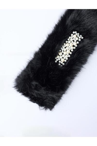 Jimmy Key Black Pearl Detailed Plush Scarf