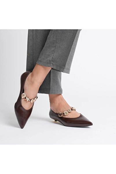 runa shoes Women's Thin Strap Gold Accessory Low Heel Shoes