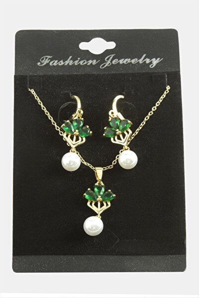 ZERO LAND طقم حجر الزركون واللؤلؤ على شكل زهرة LVSQVR (153138) قلادة - لون فضي