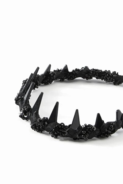 New Obsessions Black Tulle Fabric and Beaded Shark Tooth Bone Crown