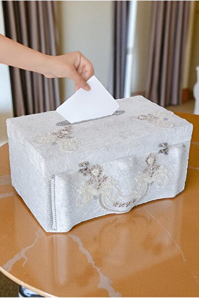 ihvan online Krem Çiçek Detaylı Kadife Takı Sandığı