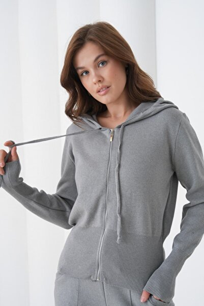 Miss Allos Жіночий комплект з капюшоном і поясом з трикотажу