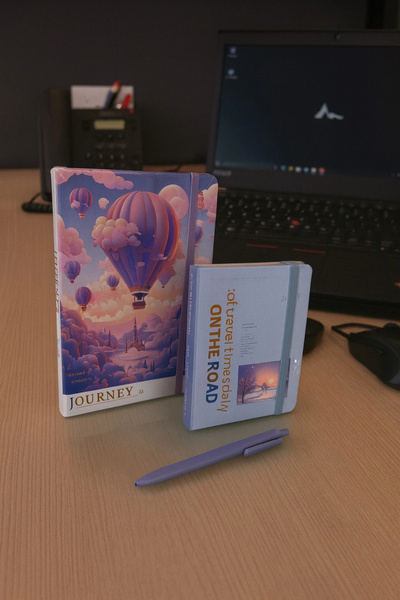 Evistro 2 قطعة من دفتر الملاحظات المخطط مع قلم هدية بالون أرجواني