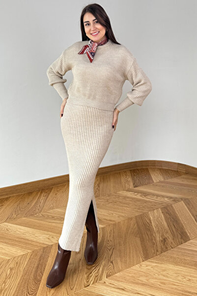 Cappmoda TKM-13360 Taş Rengi Fitilli Yuvarlak Yaka Triko Etekli Takım