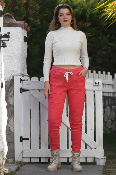 Chiccy Pomegranate Flower Pocketed Washable Elastic and Tie-Waist Narrow Leg Casual Woven Trousers 99 60