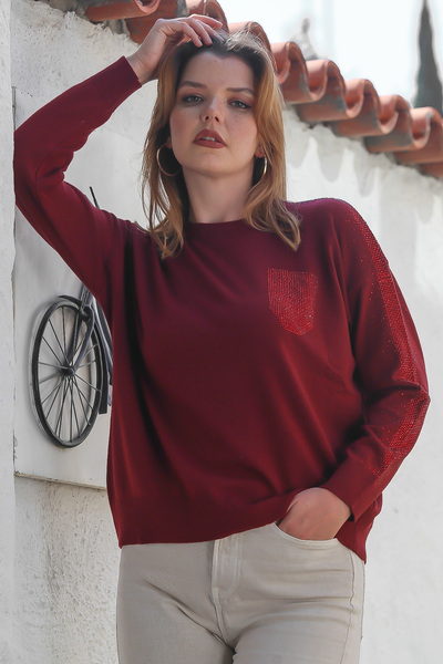 Chiccy Μπορντό πουλόβερ με στρογγυλή λαιμόκοψη, μακρύ μανίκι, με κουμπιά στο πίσω μέρος και πέτρες, casual πλεκτό πουλόβερ 65 60