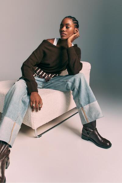 Stradivarius Yumuşak dokunuşlu kayık yaka triko Kazak