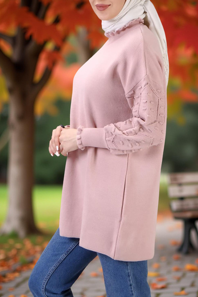 Qlees Fashion Transitional Powder Knitwear Tunic Sweater with Pompom Sleeves, Crew Neck and Embossed Knit Pattern