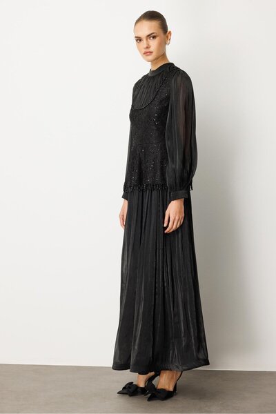 Nefeli Drape İşlemeli Elbise SİYAH