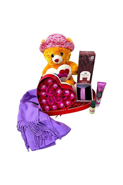 velve Pachet Lovely Moments,cu ursulet,esarfa, trandafiri sapun, bratari, cre...