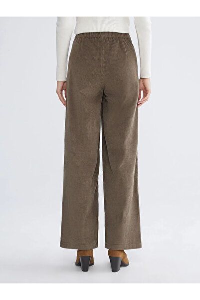 LC Waikiki Beli Lastikli Kadife Kadın Pantolon