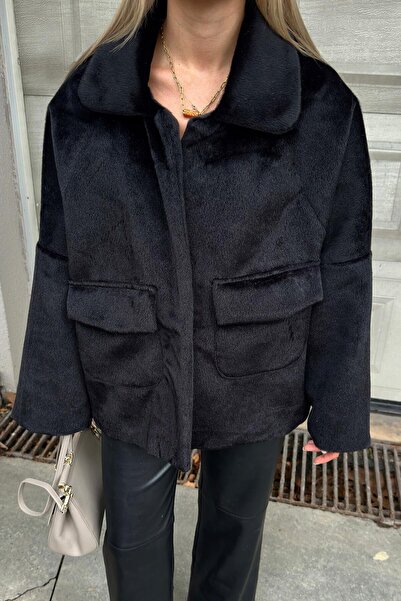 Swist Siyah Çift Kapak Cepli Çıt Çıt Kapama Tay Tüyü Oversize Kadın Mont