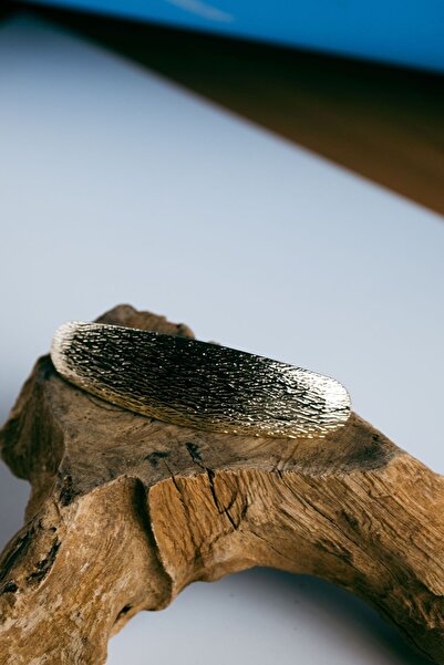 Helia Studio Tree bark gold color buckle