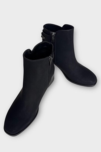 Liger Γυναικείες μπότες με πέτρινη αλυσίδα με λεπτομέρεια με τακούνι ΜΑΥΡΟ - ΚΑΤΑΠΟΥΤΟ