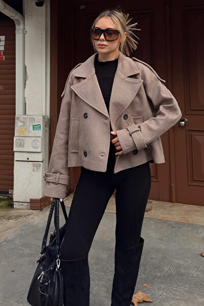 Swist Mink Double-Breasted Women's Crop Cashmere Coat with Epaulettes on the Cuffs and Pocket Detail